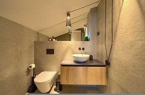 Villa Lord With Heated Pool Jacuzzi and Sauna
