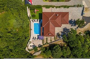 Villa Meraviglia With Private Pool