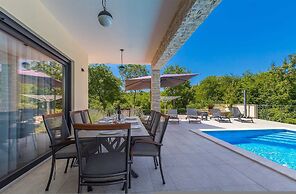Villa Meraviglia With Private Pool