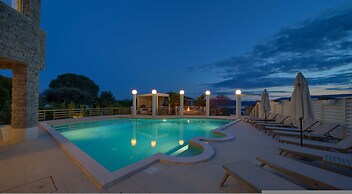 Villa Piano With sea View