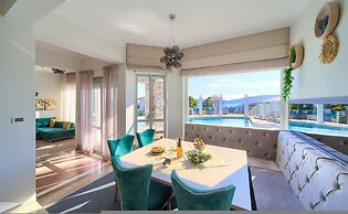 Villa Piano With sea View