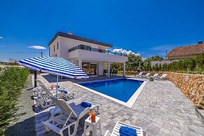 Villa Katharina With Private Pool