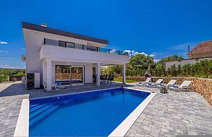 Villa Katharina With Private Pool
