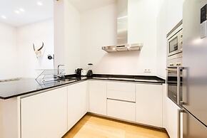 Barco Design 1-bedroom apt in Malasa a