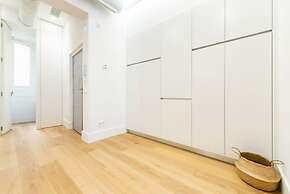 Barco Design 1-bedroom apt in Malasa a