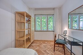 Enolabee Harbour View Apartment