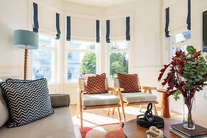 Coastal Location - Sleeps 6 & Pet Friendly