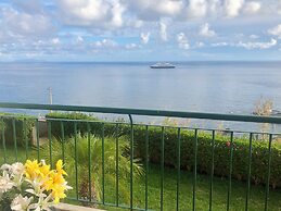 Oceanic Apartments