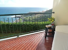 Oceanic Apartments