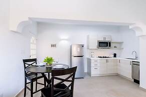 Across From Beach 1br- Sunset Suite Malmokbeach