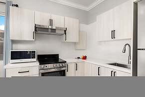 NEW 2BR 2BA Gated Community w Pool Palm Beach