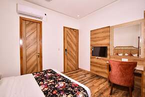 HOTEL RV GOLDEN