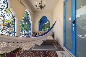 MANSION MIRAFLORES
