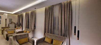 Marin suites Albadiaah