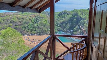 Baron Beach Bungalow