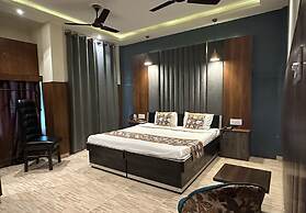 Royal Palm Inn