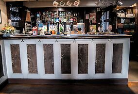 Black Dog Inn