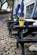 Black Dog Inn