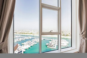 2 BD Tiara Palm Views Beach Pool Amazing Views
