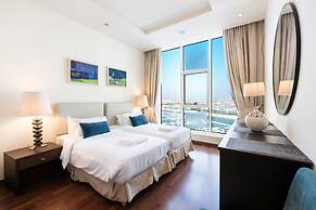 2 BD Tiara Palm Views Beach Pool Amazing Views