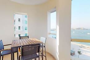 Al Dabas Beach Views 3BD Sleeps 6 Beachfront
