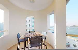 Al Dabas Beach Views 3BD Sleeps 6 Beachfront