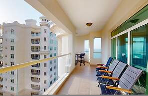 Al Dabas Beach Views 3BD Sleeps 6 Beachfront