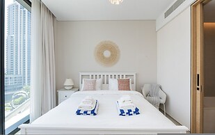 Luxury at JBR Jumeirah Gate Tower 1
