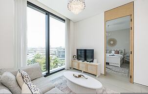 Luxury at JBR Jumeirah Gate Tower 1