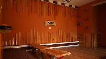 Raila Home Stay