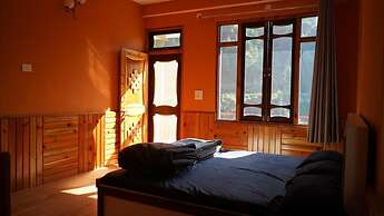 Raila Home Stay