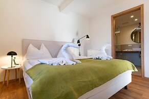 Waldrand Apartments