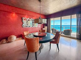Tranquil Tides Oceanfront Family Oasis
