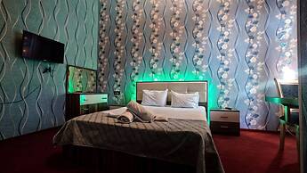 Badamdar Hotel