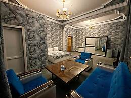 Badamdar Hotel
