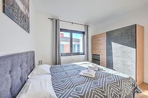 Boutique Apartment 12