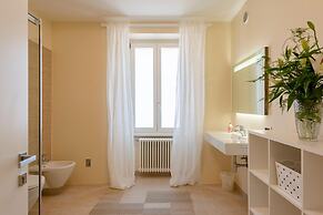 Life View Luxury Apartment