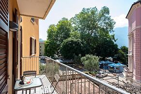 Life View Luxury Apartment