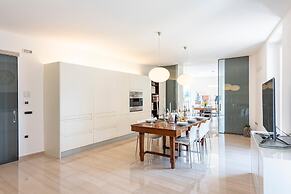 Life View Luxury Apartment