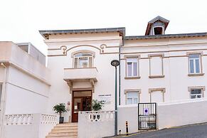 Guest House Residencial REAL