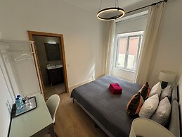 Guest House Residencial REAL