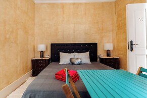 Guest House Residencial REAL
