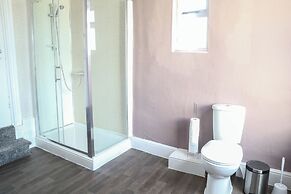 OYO Meadows Way Guest House