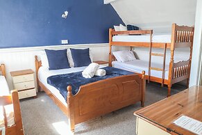 OYO Meadows Way Guest House