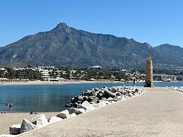 Prime Location Puerto Banus Nueva Andalucia