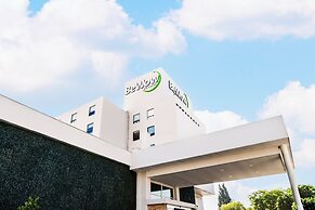 BeWow Hotel Querétaro
