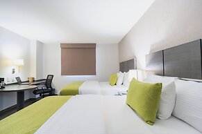 BeWow Hotel Querétaro