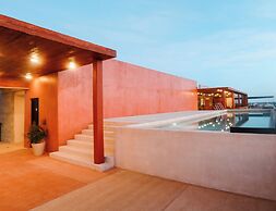 EVERGLADES SUITES