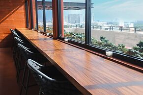 EVERGLADES SUITES