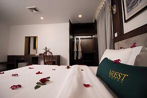 Vrest Hotel